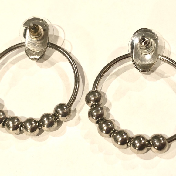 3/$32 VTG 80s Polished Silver Metal Beaded Door Knocker Hoops Pierced Earrings - Picture 8 of 11